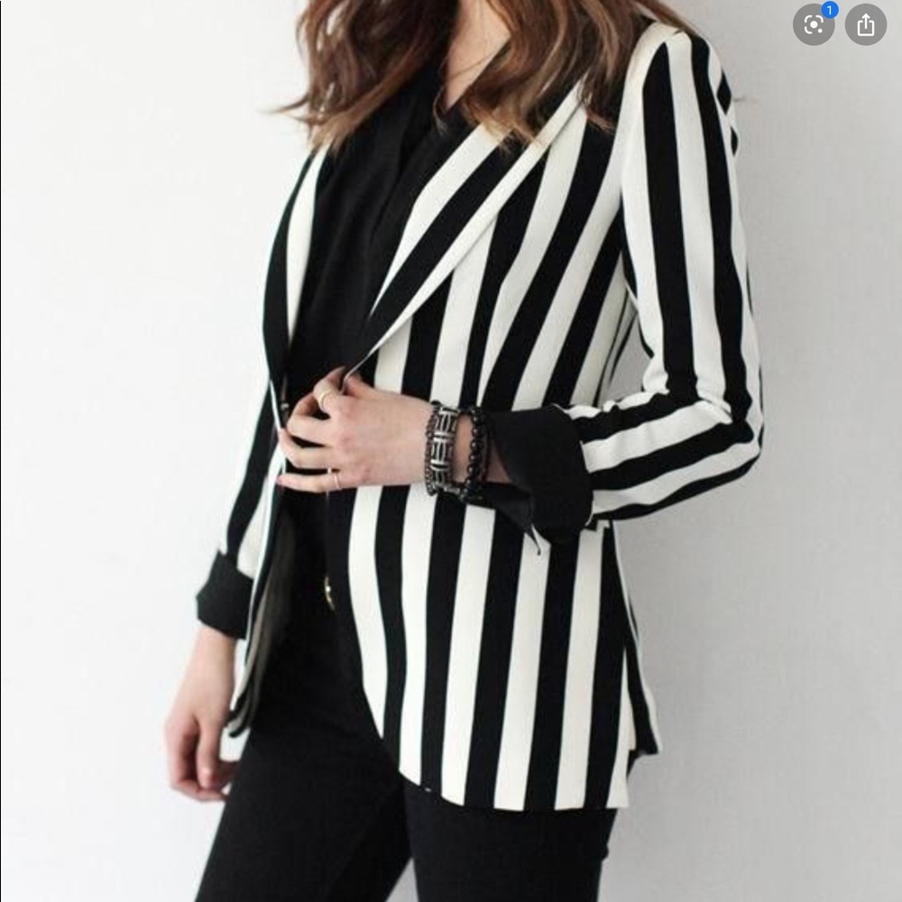 COPY - Stunning striped blazer